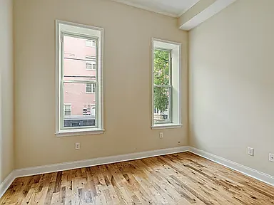 1 bed, 1000 sqft, $1,299 — Photo 4