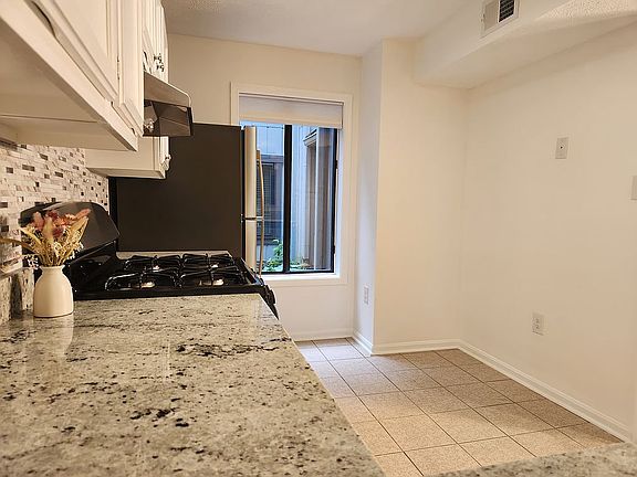 Kitchen- Counter Corner View