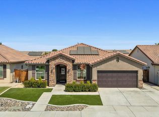 9418 Laurelwood Ct, Shafter, CA 93263