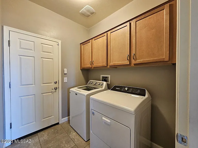9831 N Melandra Way — Photo 32