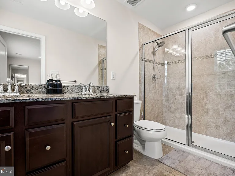 70 Benford Ln — Photo 18