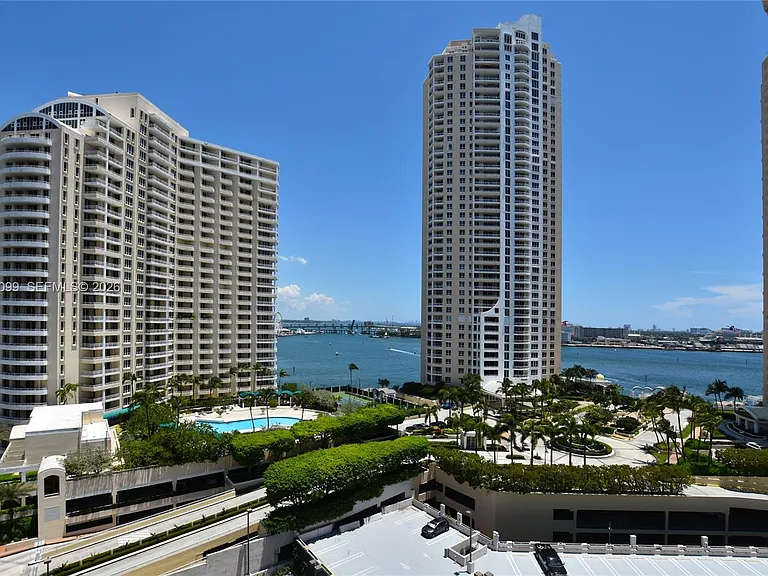 540 Brickell Key Dr #1513 — Photo 11