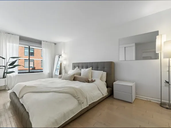 700 1st Street image 16 of 17