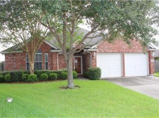 6910 Benjamin Ln, Pasadena, TX 77505