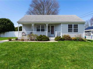 3 Mallory Ct, Bristol, RI 02809