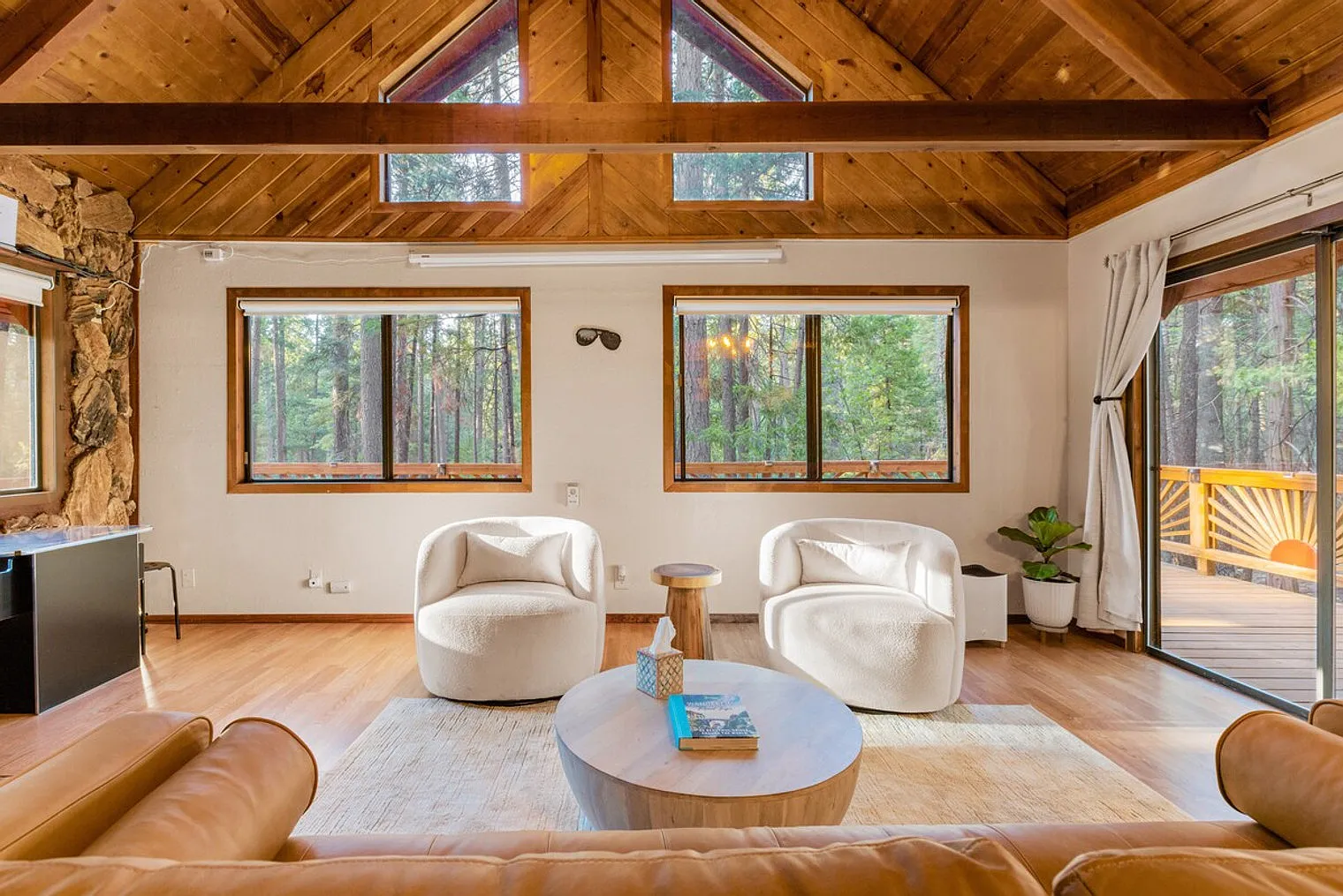 1 bed, 1.0 bath, $8,547 — Photo 4