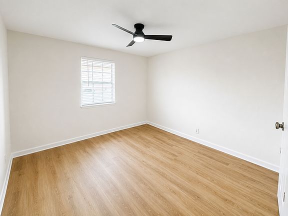5th image of 443 Dargan Pl SW APT 4