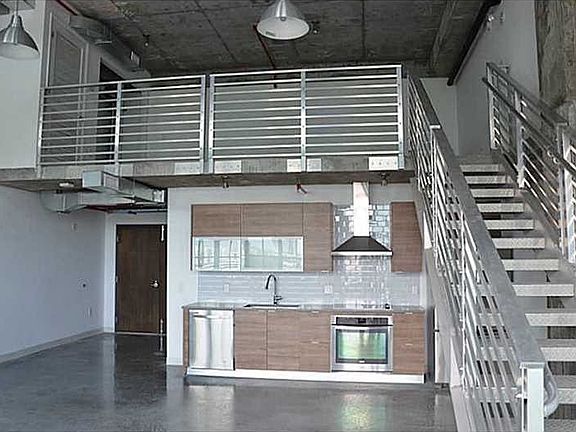 4th image of 1567 Miami Ave #612