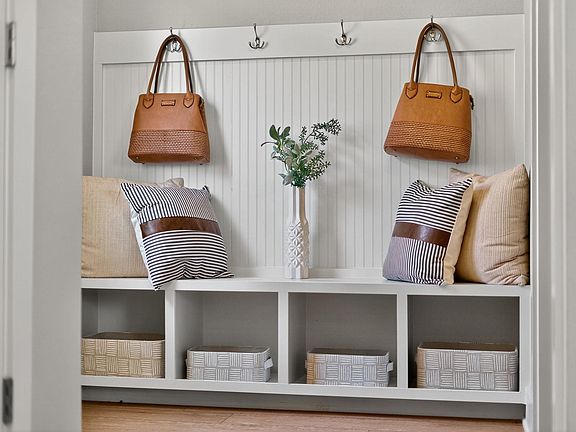 3rd image of 5902 Rotunda Vw