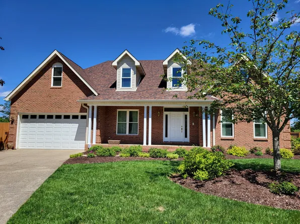 201 Carrington Way, Hurricane, WV 25526
