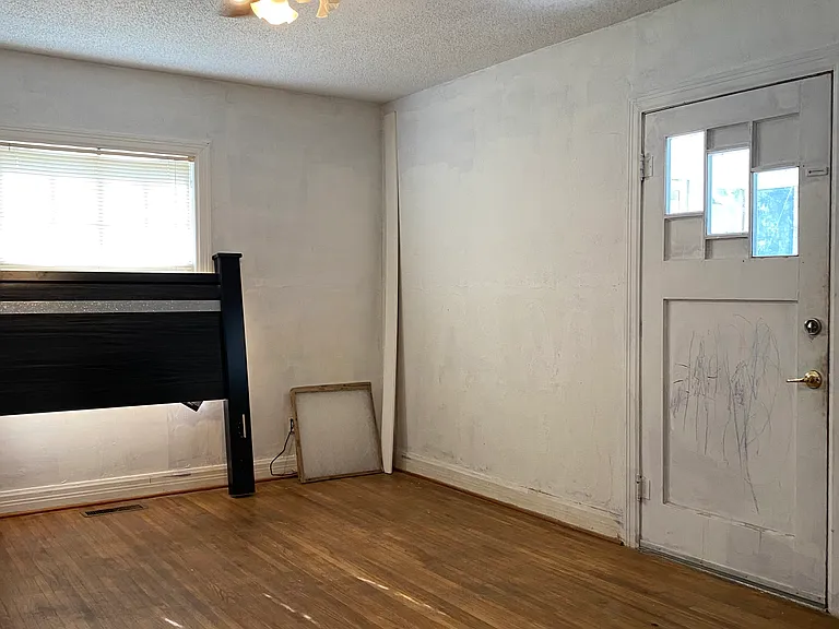 4205 Jenny Lind Rd — Photo 3