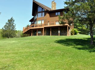 2326 Etzler Rd, Troutville, VA 24175
