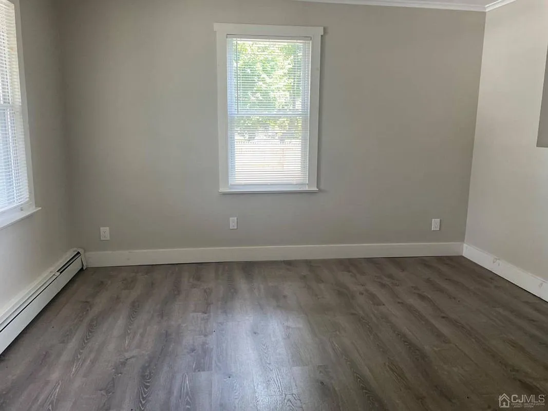 Studio, 1.0 bath, 2700 sqft, $4,500 — Photo 3