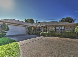 5829 Ridgerock Ct, Fort Worth, TX 76132