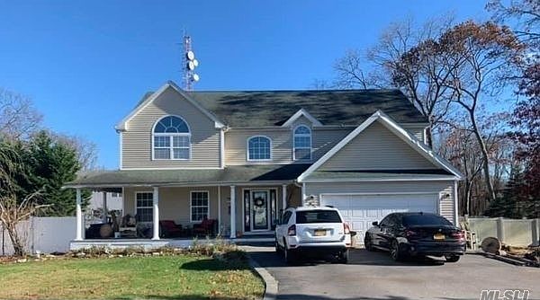 1st image of 66 Columbine Ave