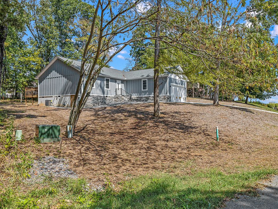 1st image of 159 Country Way Rd