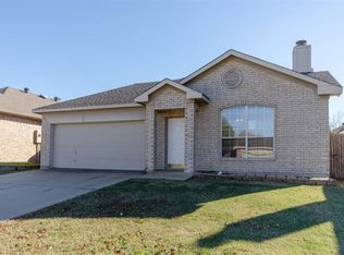 3536 Cripple Creek Trl, Roanoke, TX 76262