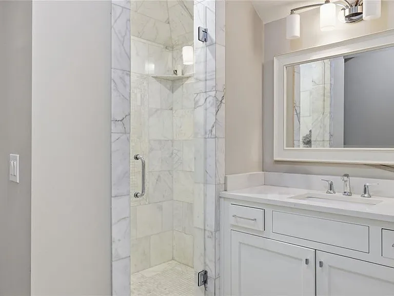 5965 Riverside Dr — Photo 34