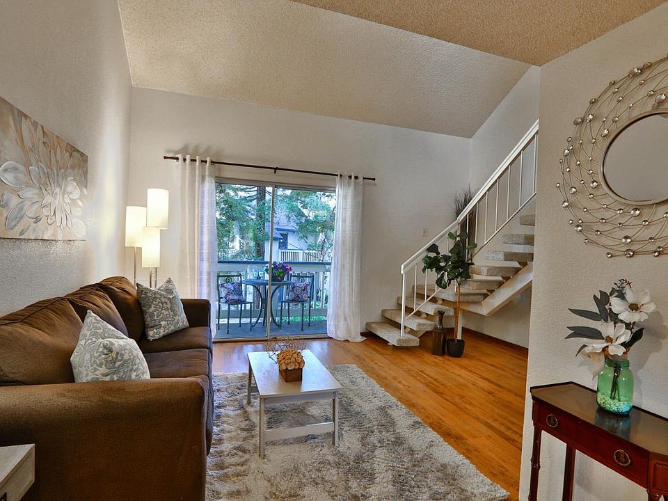 1st image of 1054 Summermist Ct