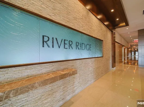 200 Old Palisade Rd APT 9H, Fort Lee, NJ 07024