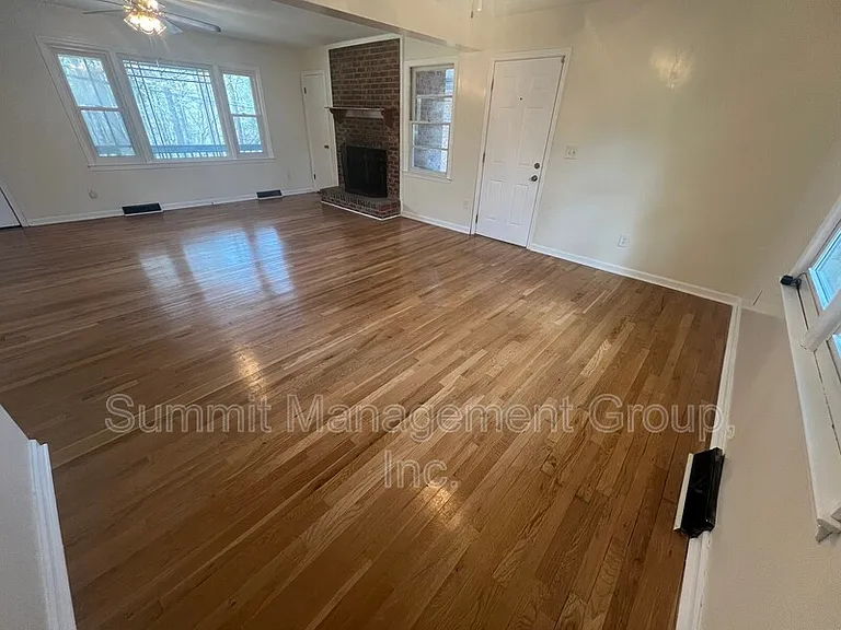 8293 Lakeview Dr SW — Photo 5