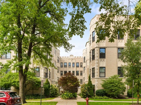 548 Sheridan Rd APT 2N, Evanston, IL 60202