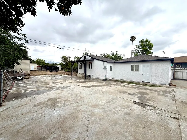 1356 W Trenton St #C — Photo 1