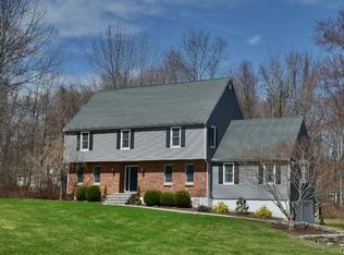 90 Keeler Dr, Ridgefield, CT 06877