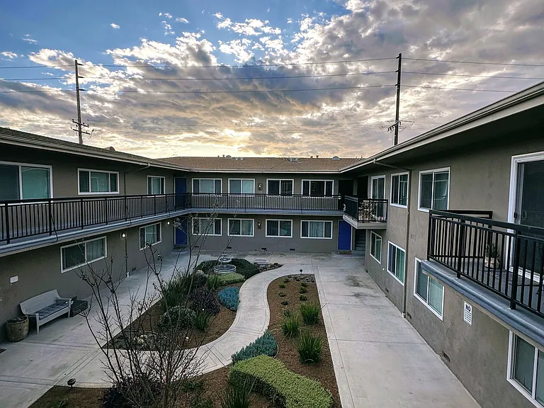 Trio Apartments — Photo 9