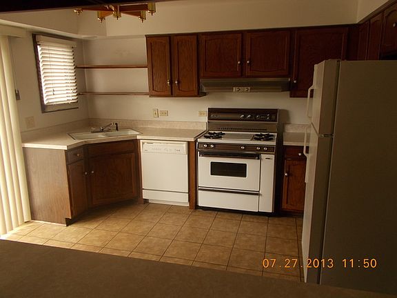 5th image of 16784 Hillside Pl