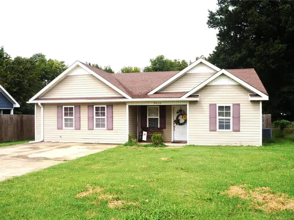 2010 Russell St, Kennett, MO 63857