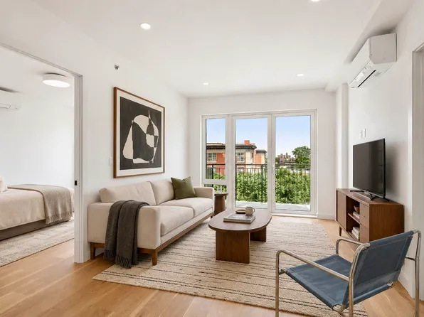 105 Rogers Ave #6B, Brooklyn, NY 11216