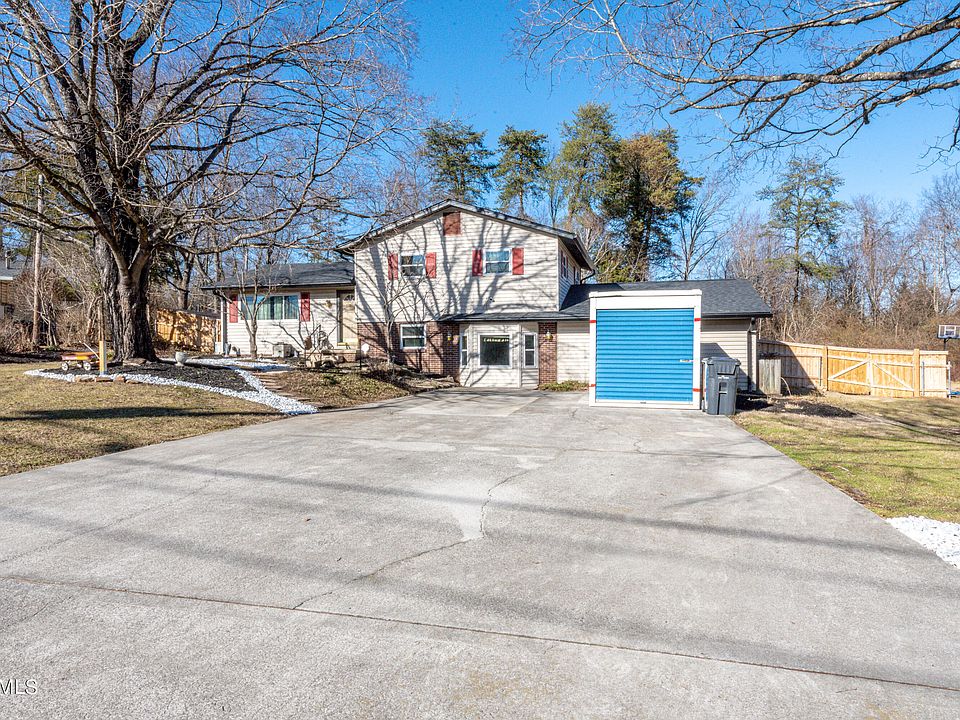 1st image of 7517 NW Granda Dr