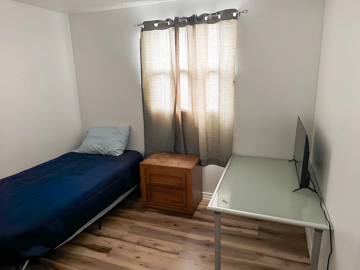 4 bed, 2.0 bath, 1020 sqft, $910 — Photo 1
