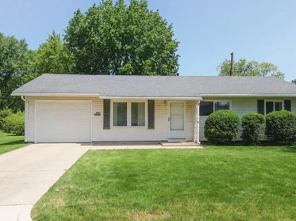 903 W Woodlawn Ave, Danville, IL 61832