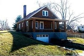 1st image of 521 Orchard St