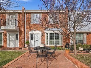 1109 Roaring Springs Rd #1109, Fort Worth, TX 76114