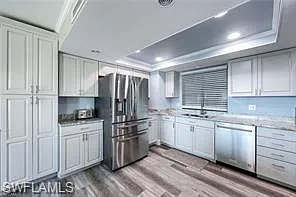 5260 S Landings Dr, 809 — Photo 3