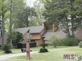 7201 Conestoga Dr, Greenwell Springs, LA 70739