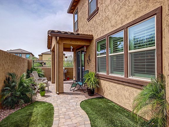 5th image of 4709 E Betty Elyse Ln