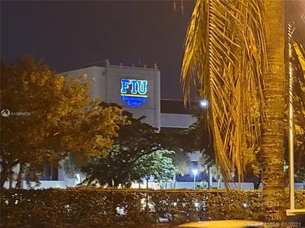 200 NW 107th Ave APT 104