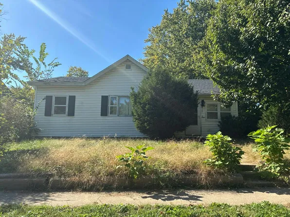 828 S McArthur St, Macomb, IL 61455