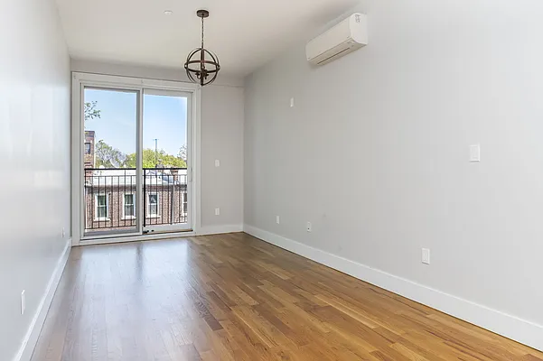 Rented by Compass | media 14