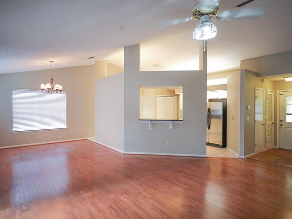 5th image of 2192 Heath Green Pl S