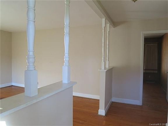 5th image of 5937 Amity Pl