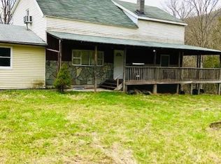 70 Bridge Out Rd, Sweet Valley, PA 18656