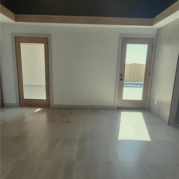 2712 W Hatfield Ave — Photo 17