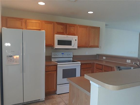 4th image of 352 Anchovie Ct