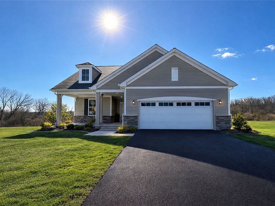 1st image of 695 Ridge Ave