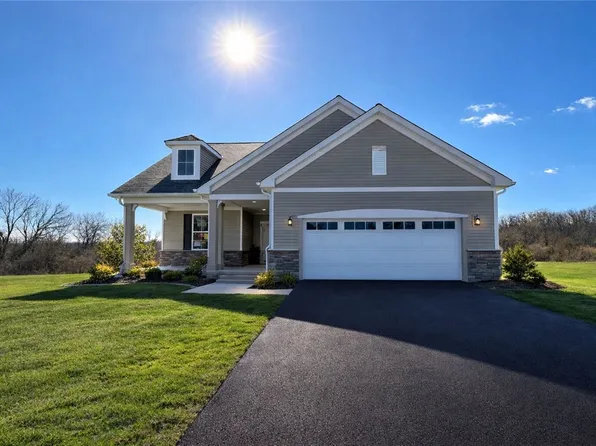 695 Ridge Ave, Canonsburg, PA 15317